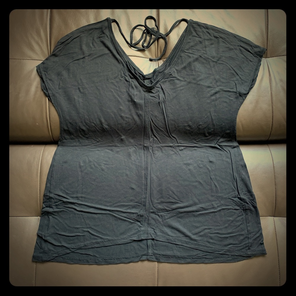 Old Navy Black Tie Back Maternity Top